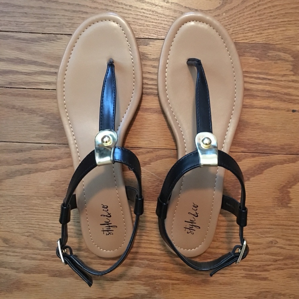🔅3/$10🔅 Style & Co black thong sandals